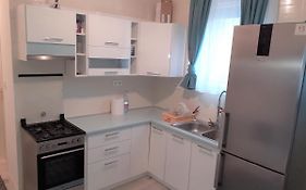 Nelli Apartman